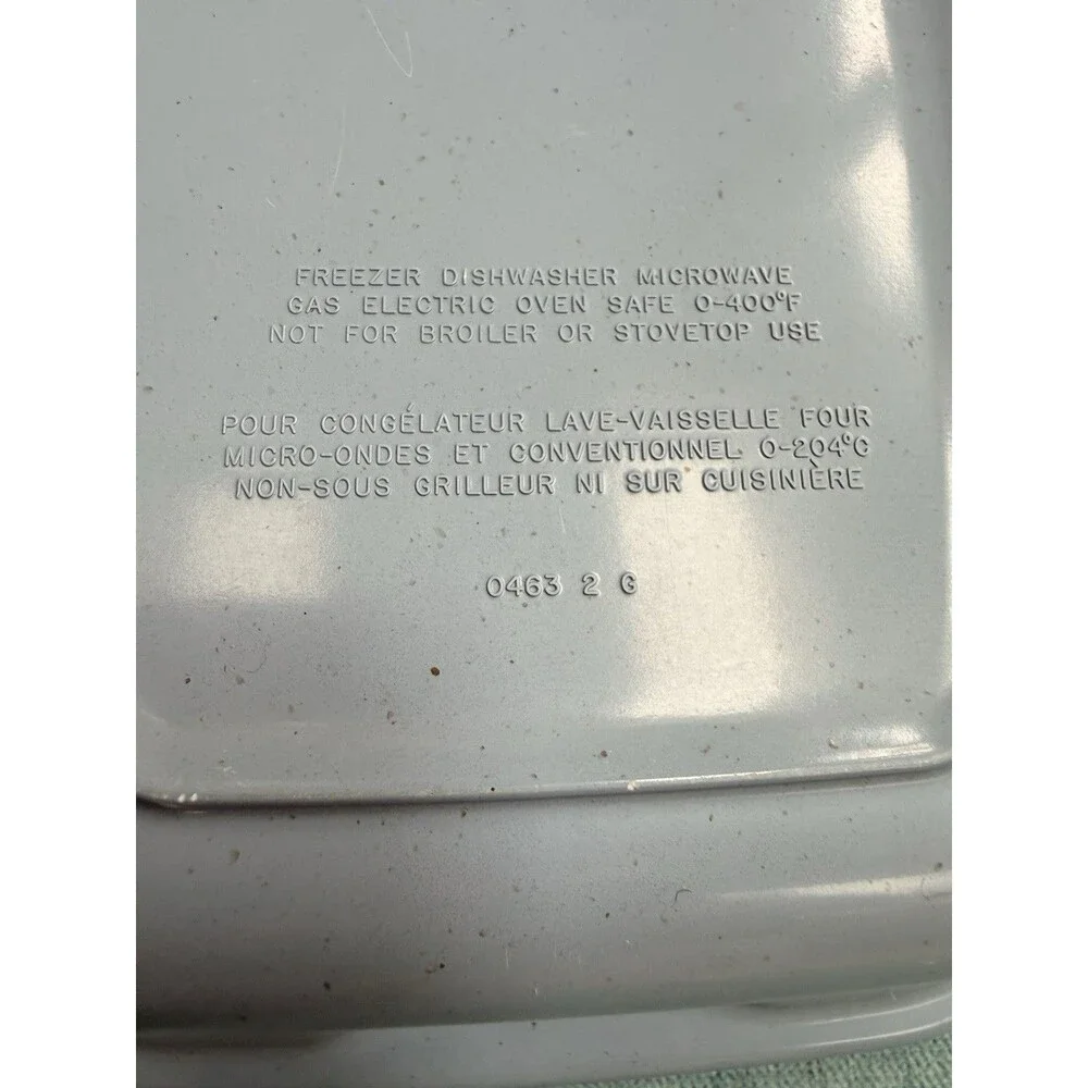 Blue Rubbermaid Servin Saver 6x9 30 oz Casserole #0463 Oven Safe 400°F w/lid